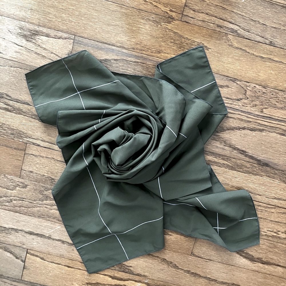 Olive green square polyester scarf/shawl with white thin lines on edges Preowned